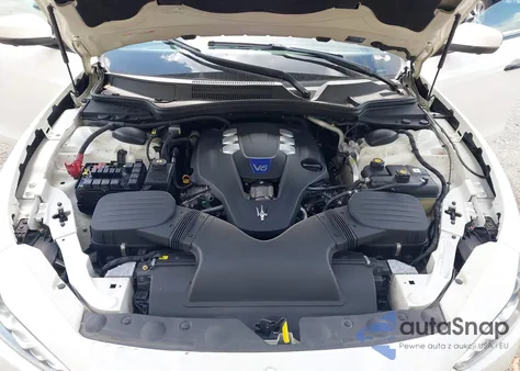 2017 Maserati Ghibli S z USA, uszkodzony, nr VIN ZAM57RSL1H1206250